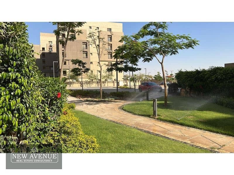 landscape view Ground APT for sale in the square,3 bedrooms + master (Toilet - dressing room), Shutters are included 7