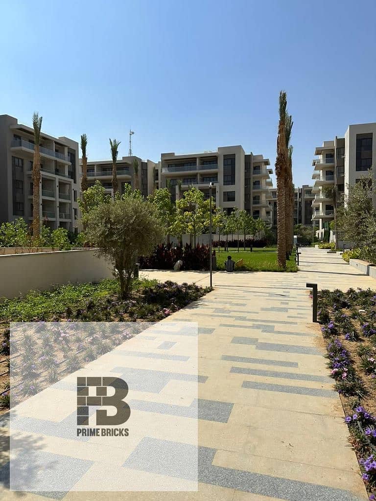 for sale FULLY FINISHED  apartment with garden 160m Ready to move in address east Next to Mountain View and Palm Hills - on the Middle Ring Road by do 10