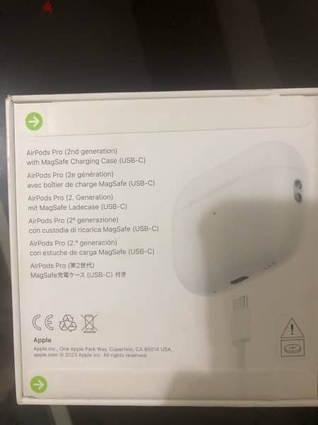 Airpods pro (2 generation) With magsafe charging case ( USB-C) 2