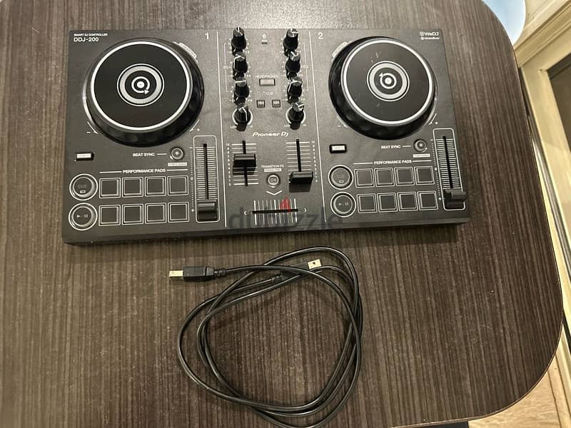 Pioneer DDJ 200 1