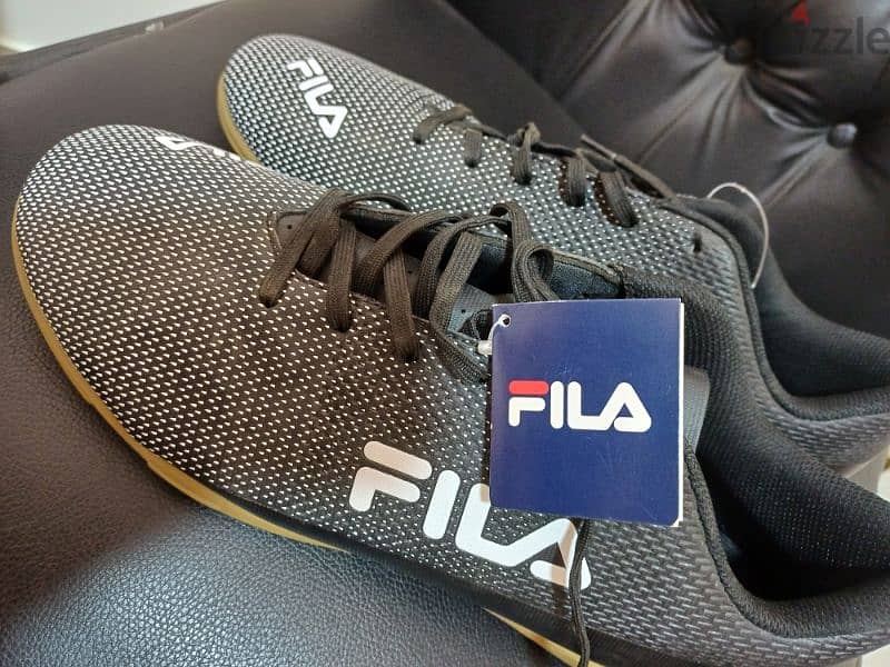 حذاء كرة قدم جديد وارد اوروبا fila 6