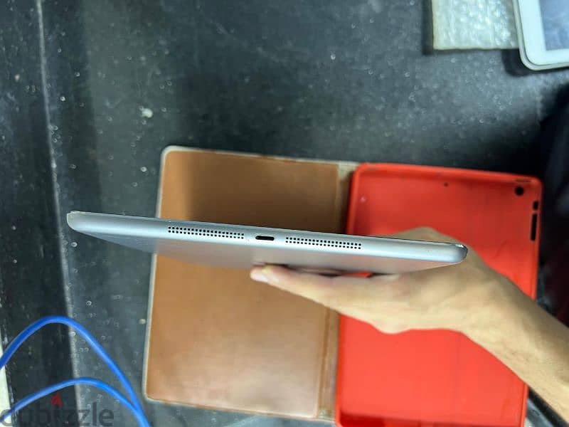 iPad Air 1 للبيع 8