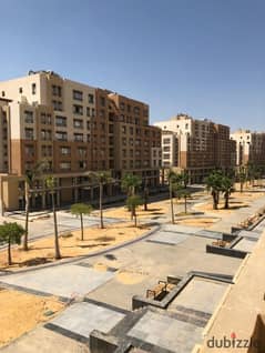 167 sqm apartment in Al Maqsad Compound, immediate receipt, prime location