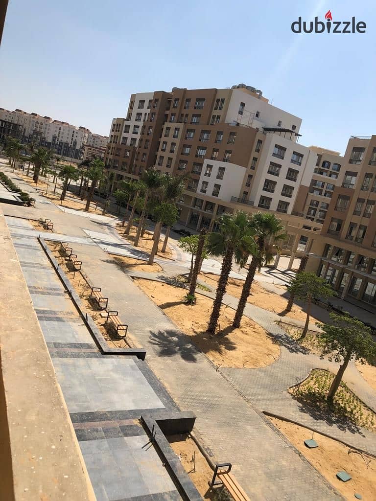 167 sqm apartment in Al Maqsad Compound, immediate receipt, prime location 1