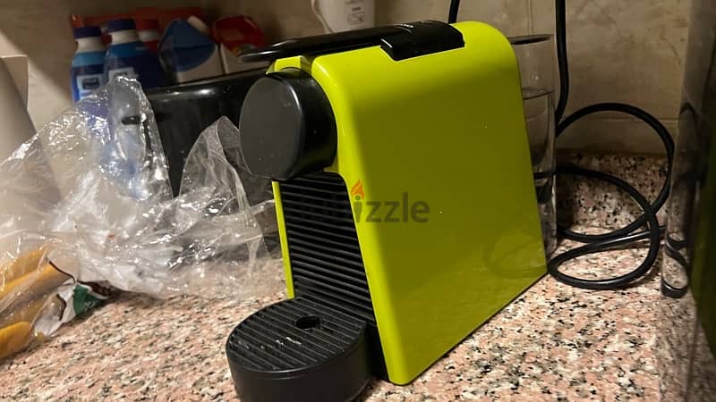 Nespresso Essenza Mini Coffee Machine Green 1