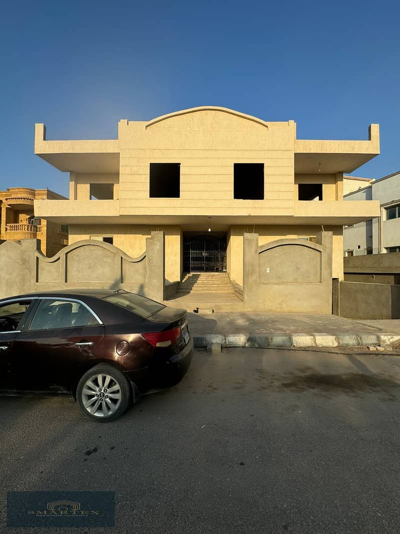 Apartments for sale in the Third District, East, directly at the following link, next to Terras Mall and the Aish Aish Compound 2