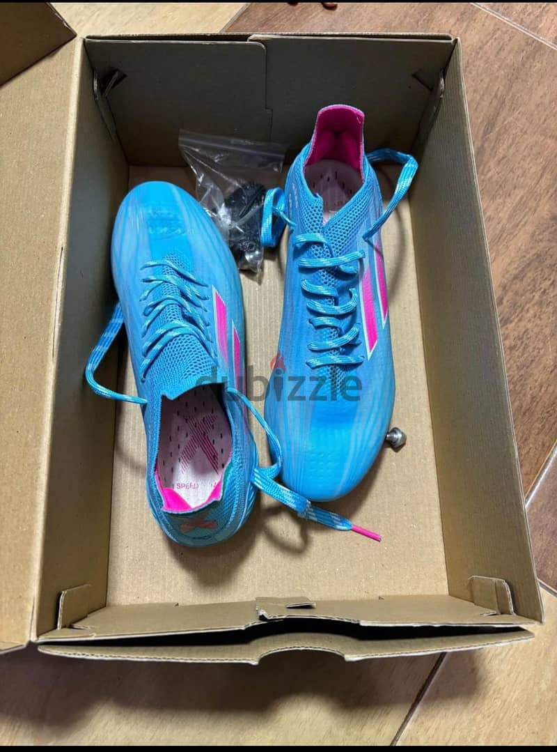 اصلي Adidas X Speedflow . 1 SG قابل للتفاوض لسرعه البيع 0