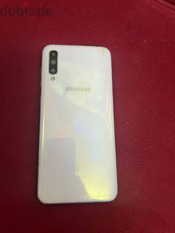 Samsung A50 1