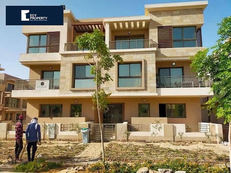 شقة استلام فورى نازل من سعرها لسرعة البيع فى تاج سيتى - taj city امام المطارمباشرة , جاهزة للمعاينة. 6