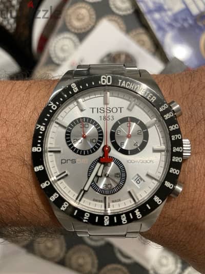 tissot watch original ساعة تيسوت اصلية بجميع مرفقتها وللتقل الزيادة