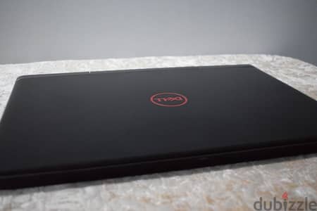 Loptop dell inspiron 7577