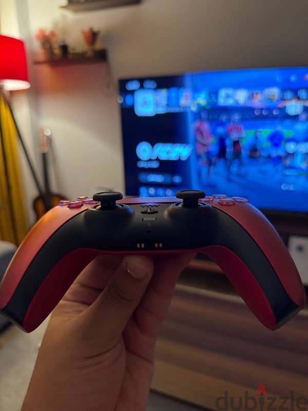 PS 5 Controller (Official Version) - Volcanic Red / دراع بلايستيشن ٥ 1