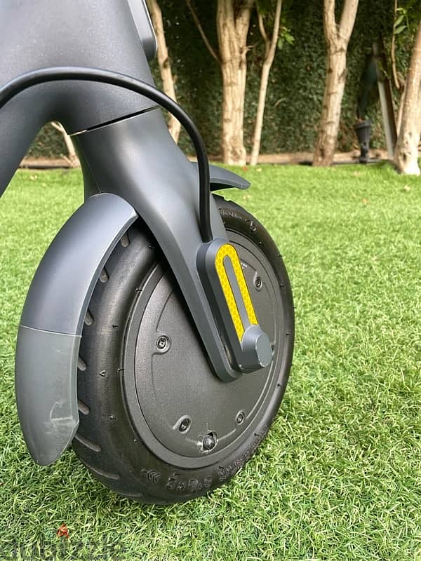 Xiaomi Mi Electric Scooter 3 For Sale 7