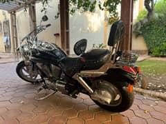 Honda vtx1300 فبريكه بالكامل 0