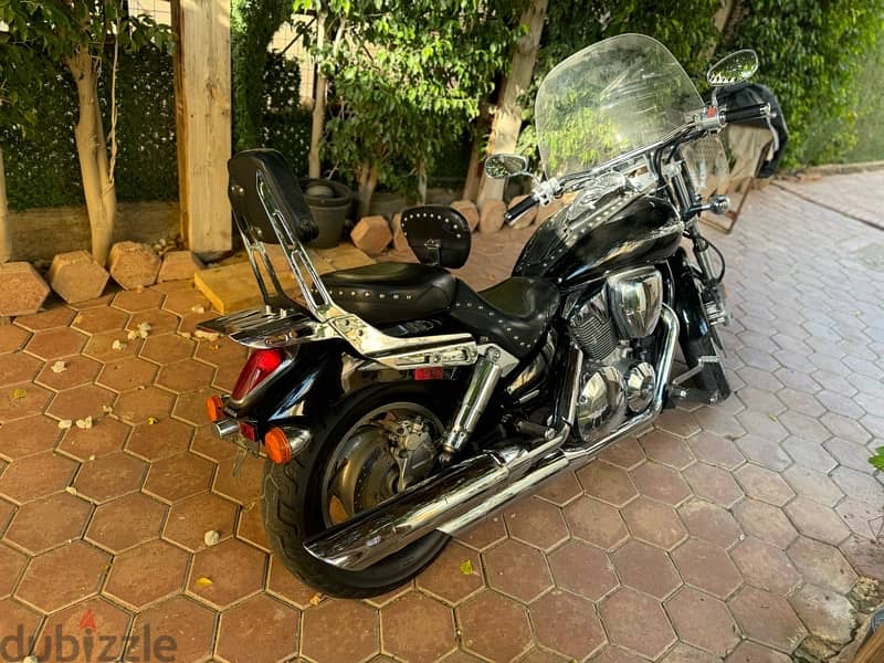 Honda vtx1300 فبريكه بالكامل 1