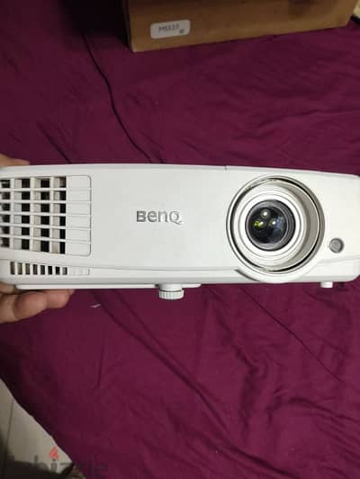 بروجيكتور BenQ