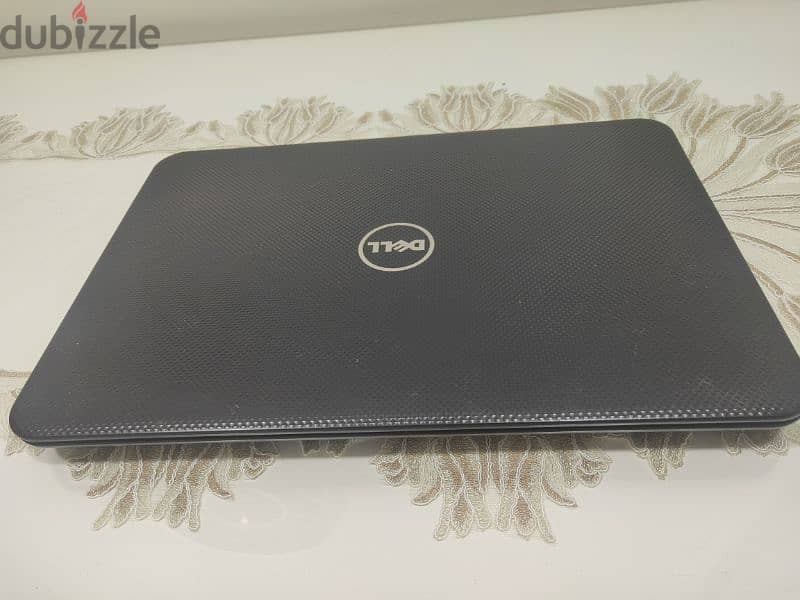 Dell inspiron 15 Laptop 9