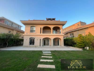 Detached villa for sale in Madinaty with a prime location and special finishing