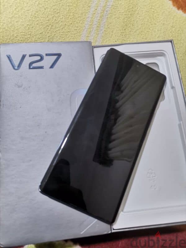 Vivo V27 5g 256 Ram 8+8 4