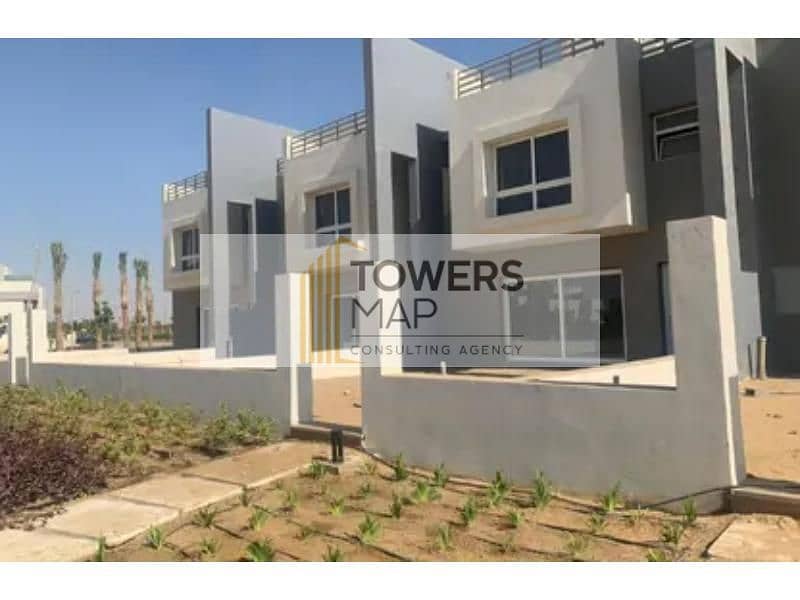 Modern Twin House Ready To Move / BUA  280 m - land  354m / Hyde Park New Cairo 2