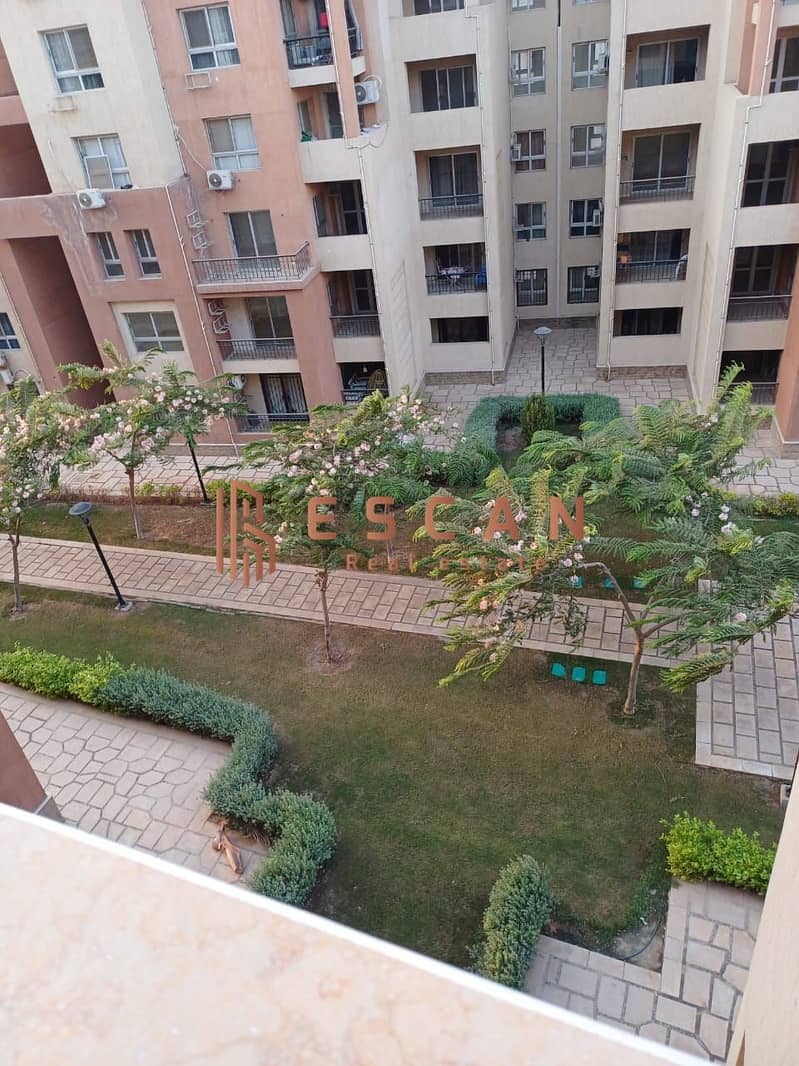 Apartment for sale in Madinaty B8, special finishing, view garden, 105 m, first residence 11