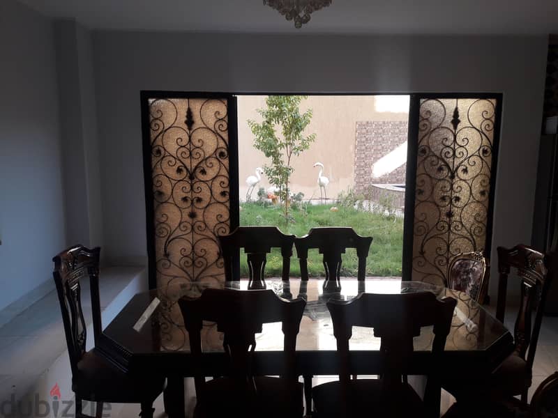 شقة إيجاربحديقة بالفرش موقع مميز Fully furnished apartment with garden 2