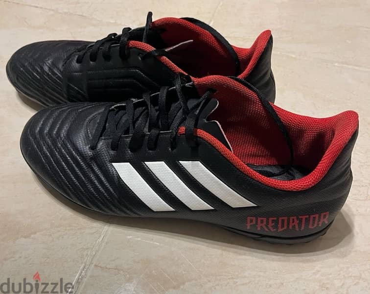 Original Adidas Predator Football Sneakers - جزمة كورة اديداس اصلية 2