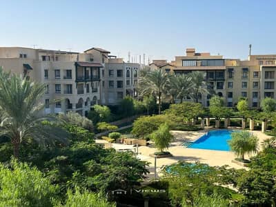 Penthouse 273M direct on pool under market price Marassi