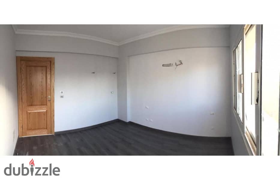 Apartment For sale,216m in Mountain View Hyde Park Compound 8