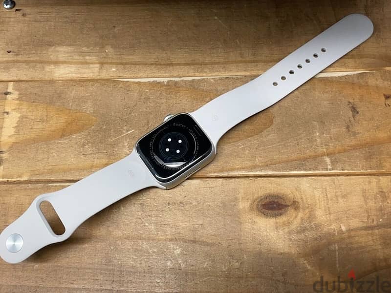 Apple Watch Series 8 (45mm) Starlight newwwww (Actevated Onlyyy) Newww 3