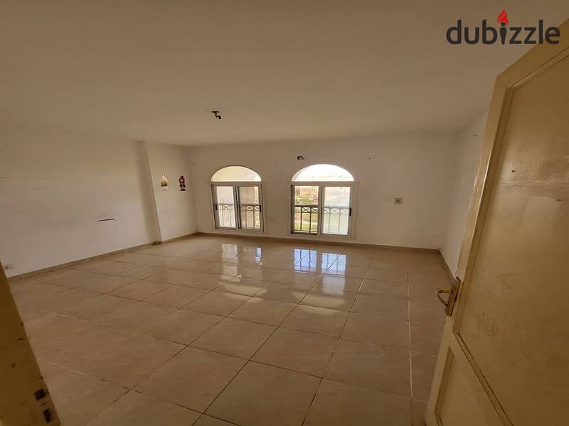 In Madinaty, an apartment for rent, 208 sqm, with an open view, will not be repeated, in front of the Food Court, the Club, and the Exhibition Market, 6