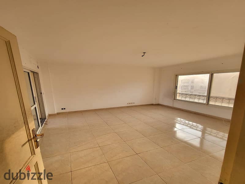 In Madinaty, an apartment for rent, 208 sqm, with an open view, will not be repeated, in front of the Food Court, the Club, and the Exhibition Market, 8