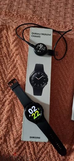 ساعه سامسونج  واتش 4 كلاسيك 42 mm بدون  عيوب