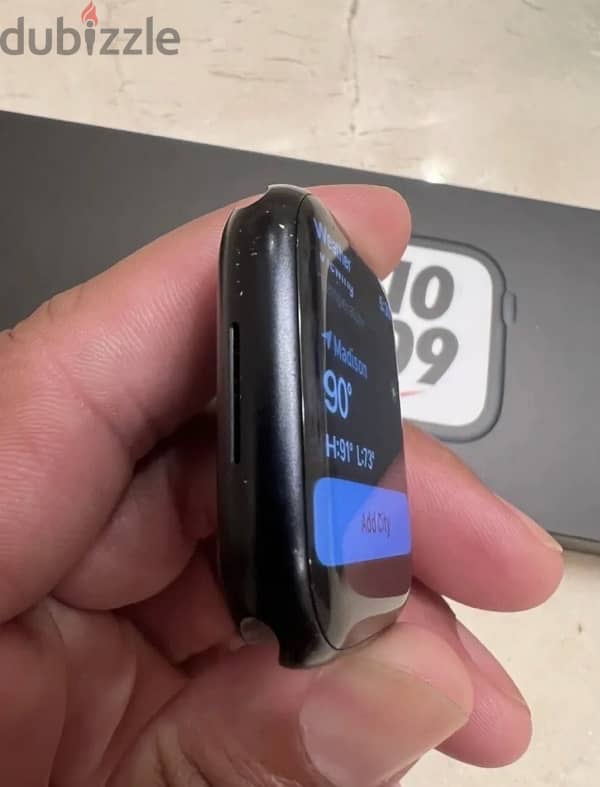 Apple Watch Series 7 Nike Edition 45MM Cellular and GPS (USA) 3