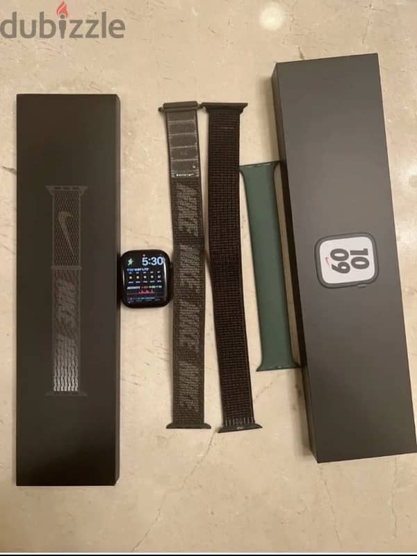 Apple Watch Series 7 Nike Edition 45MM Cellular and GPS (USA) 6