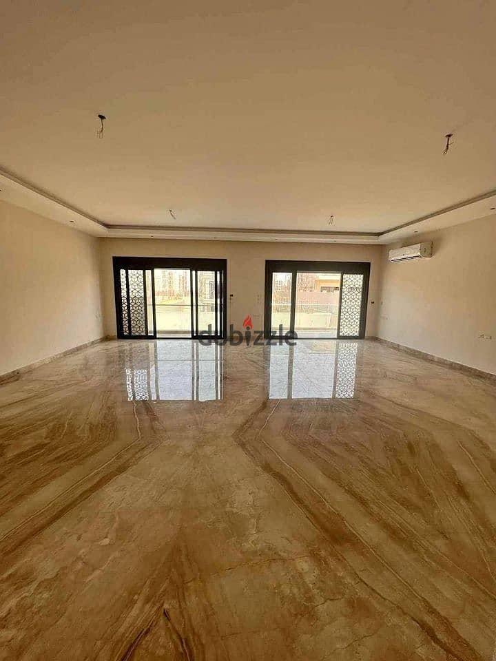 A finished villa with air conditioners and kitchen for sale in the heart of Fifth Settlement, in front of Hyde Park in Rivali Compound. 9