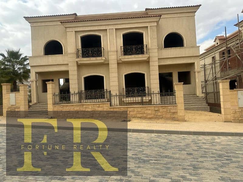 Villa 861 m with Prime location for sale in Villar compound - north teseen (phase 1) 1