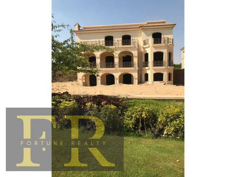 Villa 861 m with Prime location for sale in Villar compound - north teseen (phase 1) 7