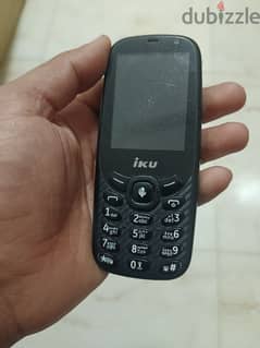 موبايل iku v400