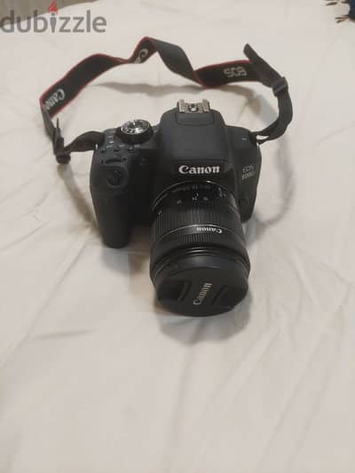 canon 800d استعمال خفيف جدا شتر قليل