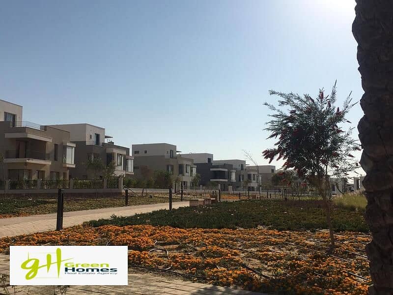 Ready to Move Standalone villa 303 Sqm with Prime location at Villette - New Cairo 5