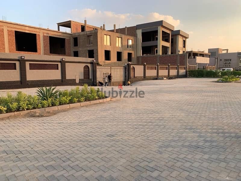 طريق مصر إسكندرية الصحراوي الكيلو ٢٨ بجور دندي ميجا مول أمام سيزوكي 1