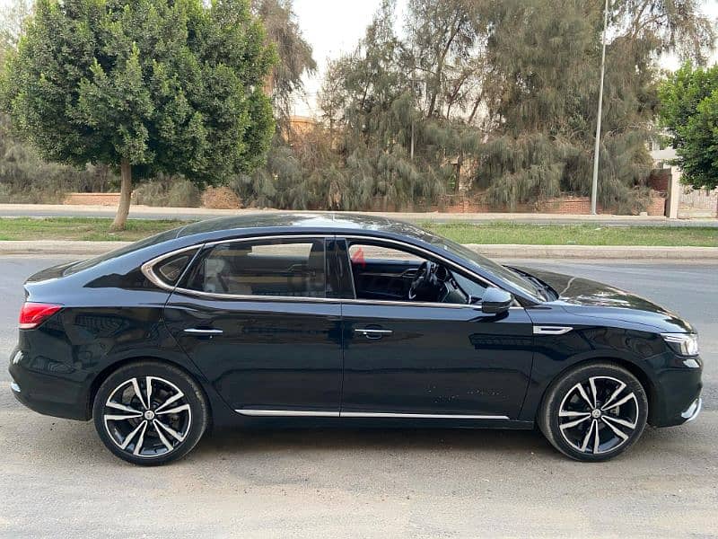 MG 6  luxury  2022 - ام جي كسر زيرو 7