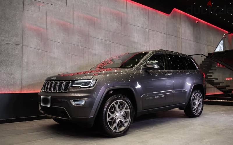 Jeep Grand Cherokee 2022 0