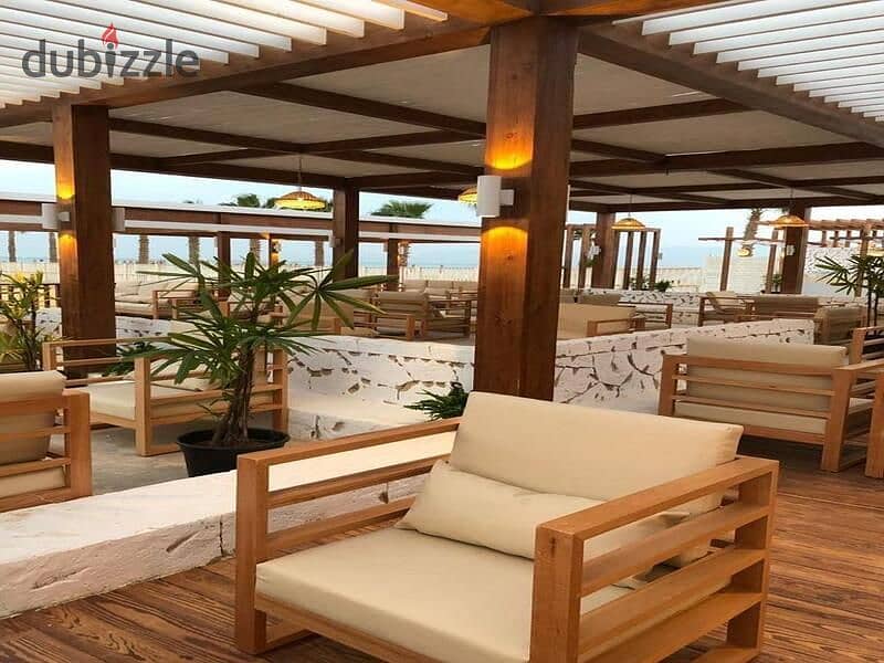 First row beach villa, finished, with kitchen + air conditioners, at a snapshot price فيلا صف اول بحر متشطبه بالمطبخ + تكيفات بسعر لقطه 2