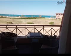 شاليه سي فيو صف اول متشطب بالتكيفات للبيع في بورتو Porto South beach