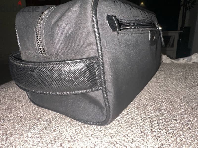 Mont Blanc authentic Sartorial Jet wash bag 4