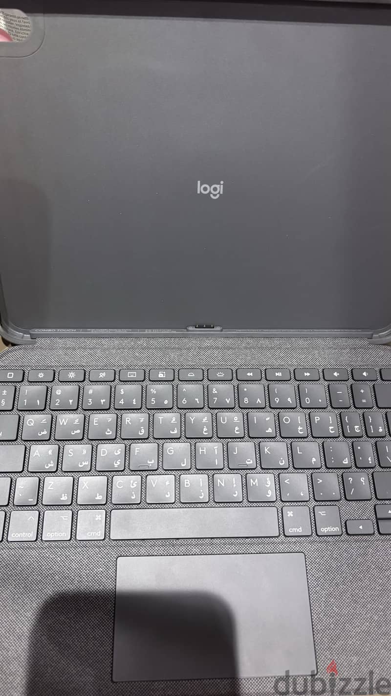 Logitech magic keyboard with trackpad 2