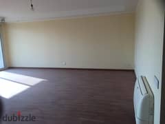 Roof 420m for rent in Sarayat Maadi