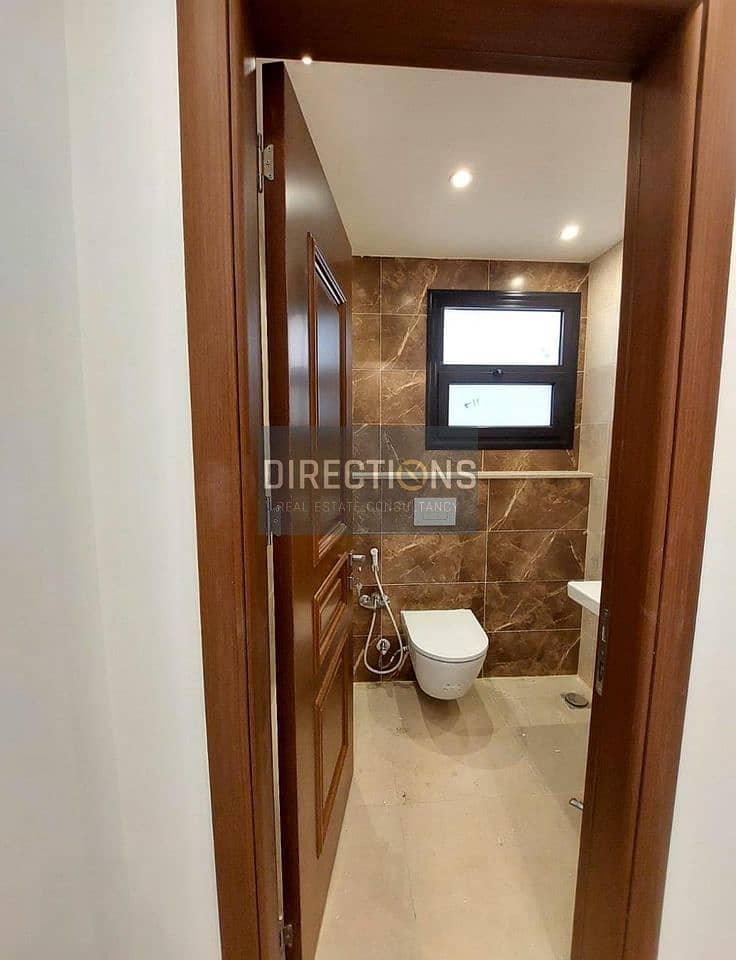 Next to City Center Almaza , at a special price, an apartment with hotel finishing and air conditioning for sale in Compound | VALORE SHERATON | 4